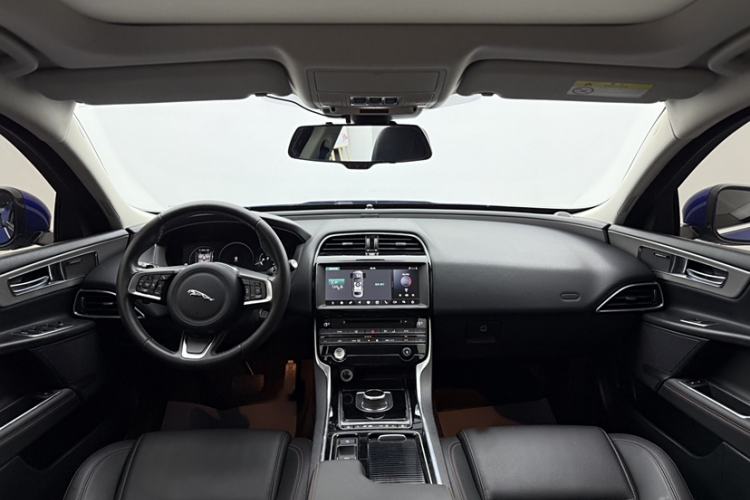 Used Jaguar XEL 2018 2.0T 200 PS First-Edition Limited Edition Instrument Cluster