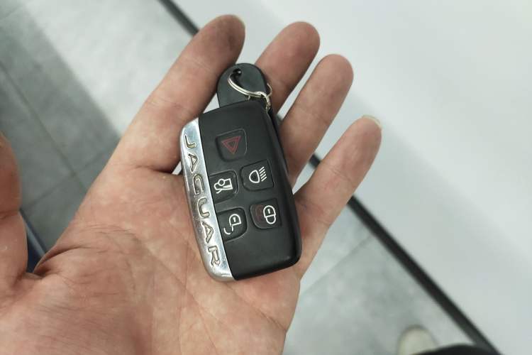 Used Jaguar XEL 2018 2.0T 200 PS Luxury Edition Interior 1