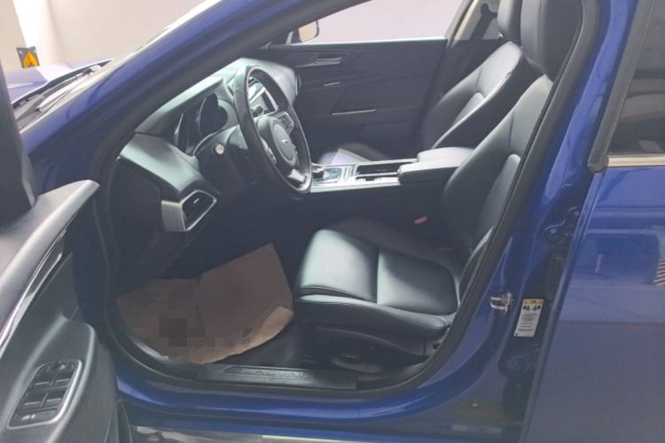 Used Jaguar XEL 2018 2.0T 200 PS Elite Edition Left Front Seat