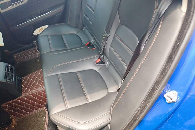 Used Jaguar XEL 2018 2.0T 200 PS Premium Edition Left Rear Seat