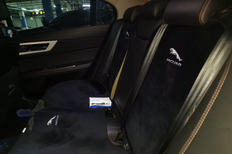 Used Jaguar XEL 2018 2.0T 200 PS Premium Edition Left Rear Seat