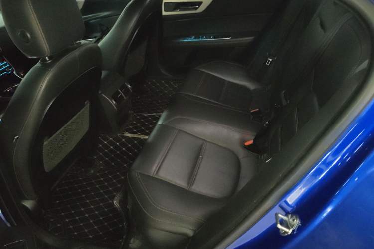 Used Jaguar XEL 2018 2.0T 200 PS Premium Edition Left Rear Seat