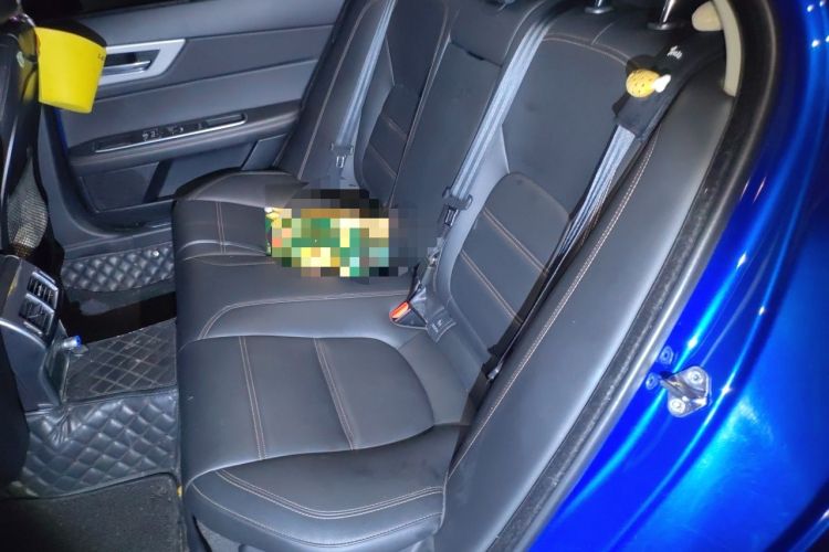 Used Jaguar XEL 2018 2.0T 200 PS Premium Edition Left Rear Seat