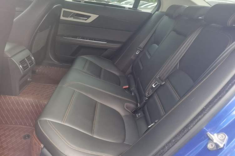 Used Jaguar XEL 2018 2.0T 200 PS Premium Edition Left Rear Seat