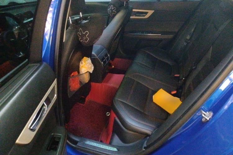 Used Jaguar XEL 2018 2.0T 200 PS Premium Edition Left Rear Seat