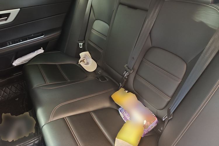 Used Jaguar XEL 2018 2.0T 200 PS First-Edition Limited Edition Left Rear Seat