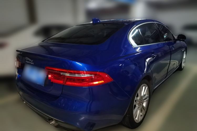 Used Jaguar XEL 2018 2.0T 200 PS Premium Edition Rear Right 45 Deg