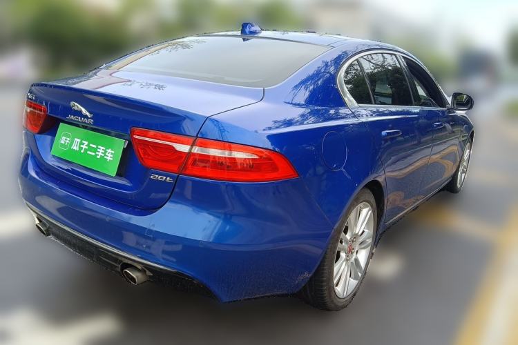 Used Jaguar XEL 2018 2.0T 200 PS Premium Edition Rear Right 45 Deg