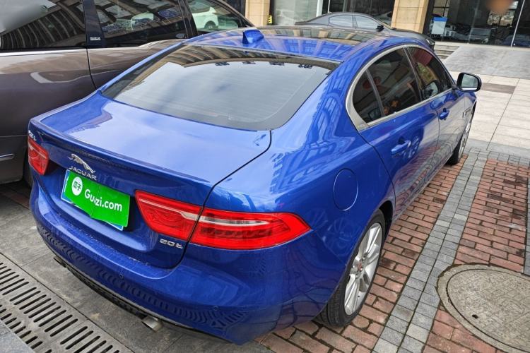 Used Jaguar XEL 2018 2.0T 200 PS Premium Edition Rear Right 45 Deg