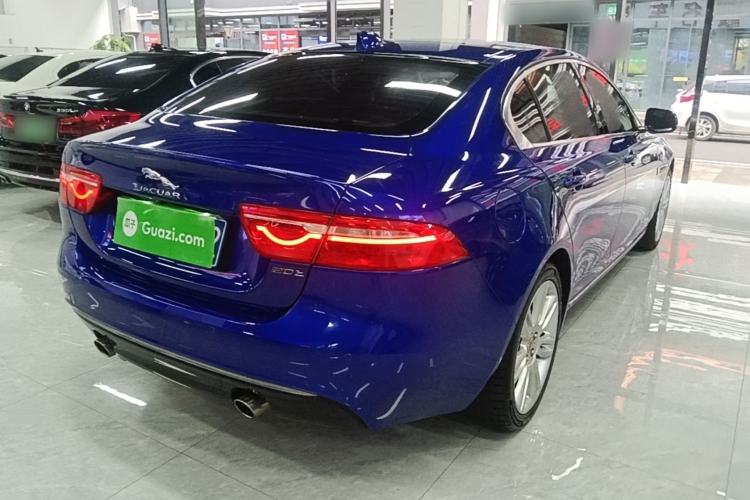 Used Jaguar XEL 2018 2.0T 200 PS Premium Edition Rear Right 45 Deg
