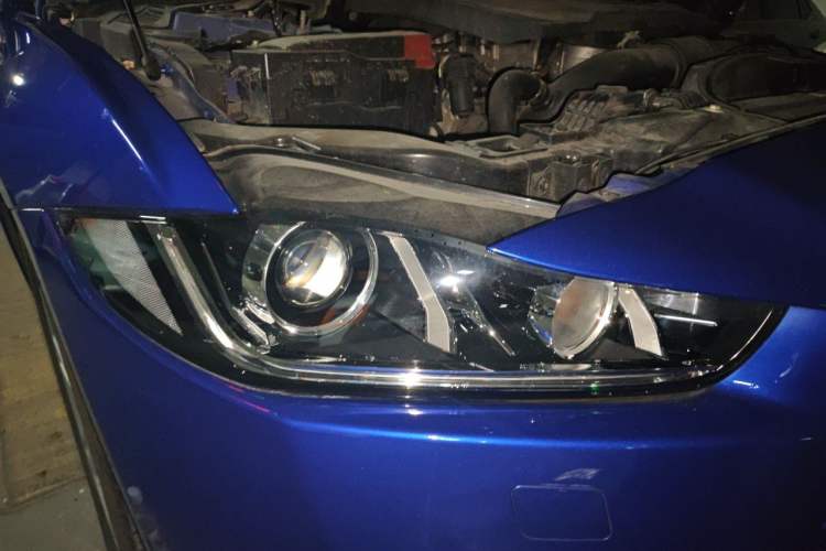 Used Jaguar XEL 2018 2.0T 200 PS Luxury Edition Right Front Headlight