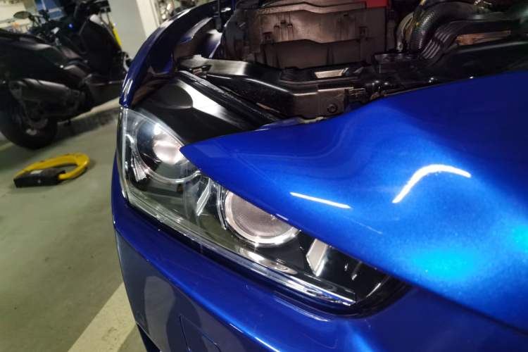 Used Jaguar XEL 2018 2.0T 200 PS Premium Edition Right Front Headlight