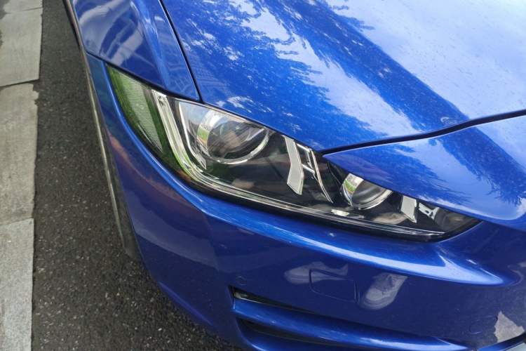 Used Jaguar XEL 2018 2.0T 200 PS Premium Edition Right Front Headlight