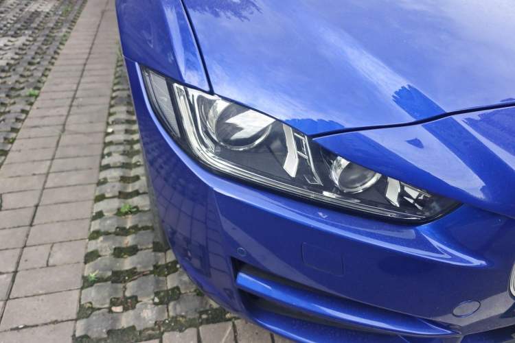 Used Jaguar XEL 2018 2.0T 200 PS Premium Edition Right Front Headlight