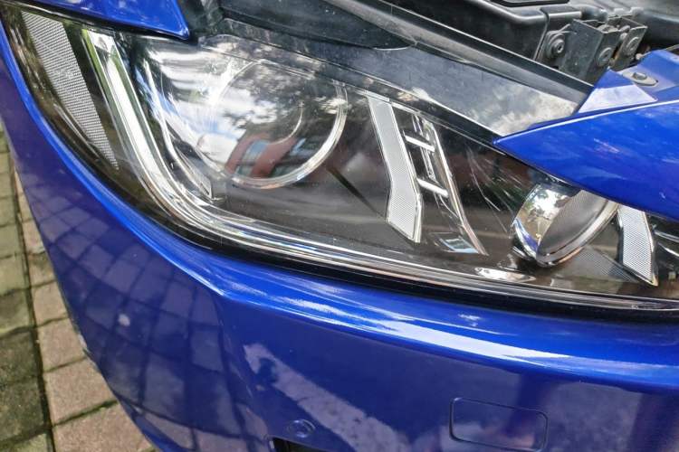 Used Jaguar XEL 2018 2.0T 250 PS Premium Edition Right Front Headlight