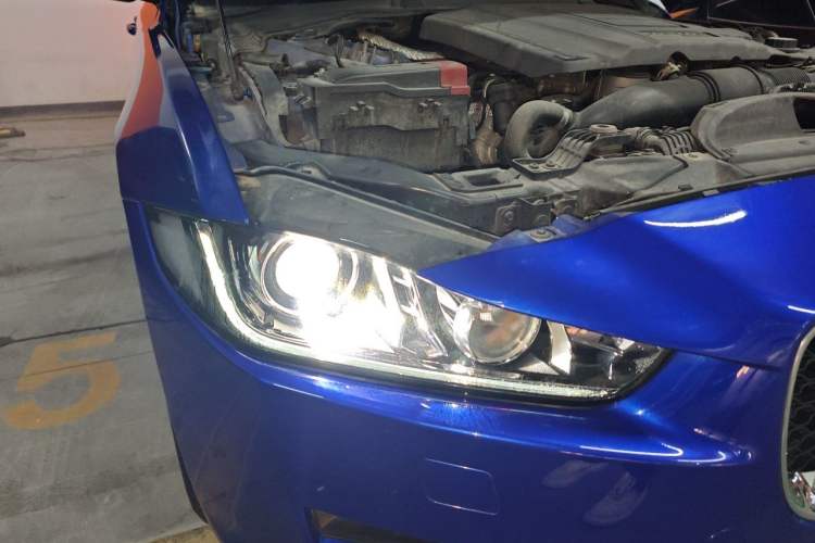 Used Jaguar XEL 2018 2.0T 200 PS Luxury Edition Right Front Headlight