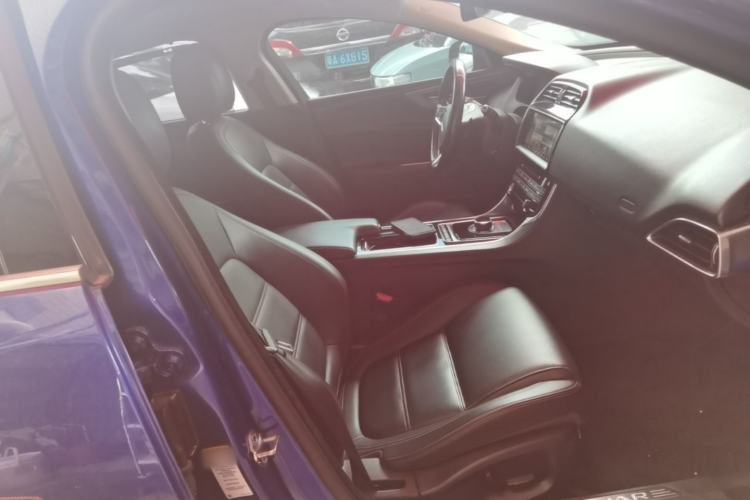 Used Jaguar XEL 2018 2.0T 200 PS Premium Edition Right Front Seat