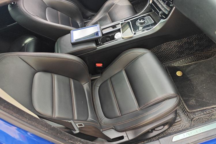Used Jaguar XEL 2018 2.0T 200 PS Premium Edition Right Front Seat