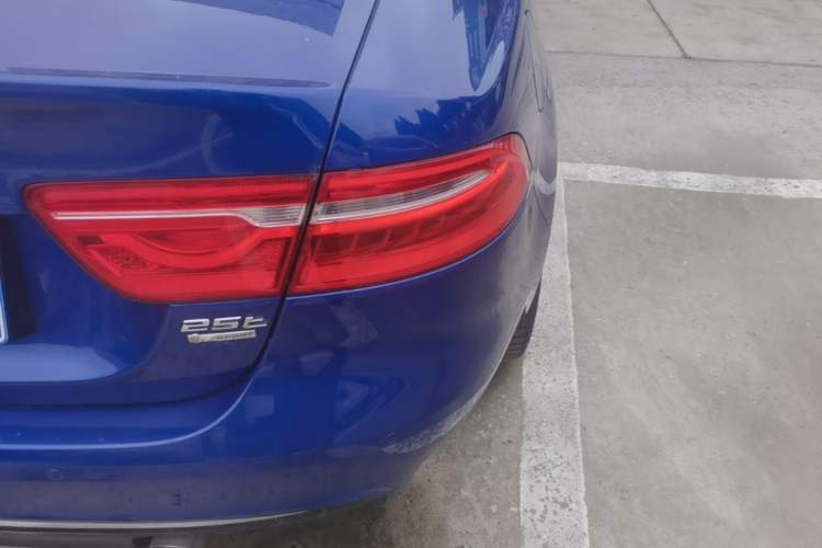 Used Jaguar XEL 2018 2.0T 200 PS Premium Edition Right Rear Taillight