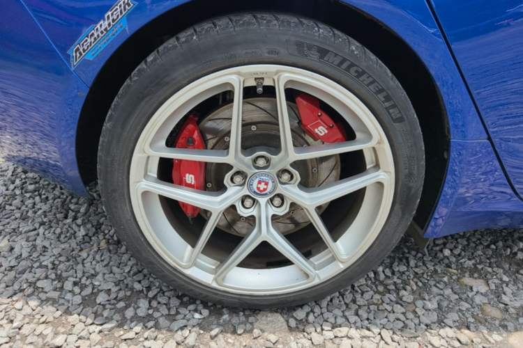 Used Jaguar XEL 2018 2.0T 250 PS Premium Edition Right Rear Wheel Hub