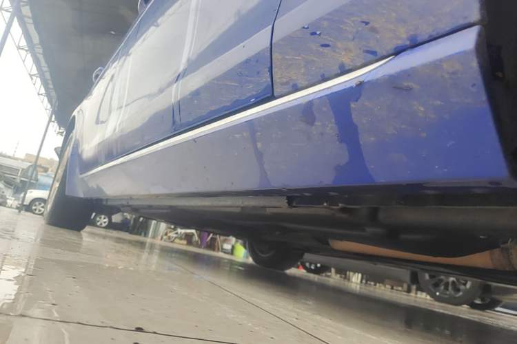Used Jaguar XEL 2018 2.0T 200 PS Luxury Edition Right Side Sill