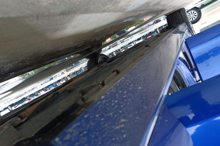 Used Jaguar XEL 2018 2.0T 200 PS Premium Edition Right Side Sill