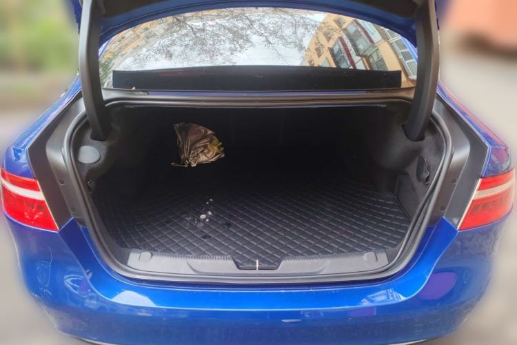 Used Jaguar XEL 2018 2.0T 200 PS Luxury Edition Trunk