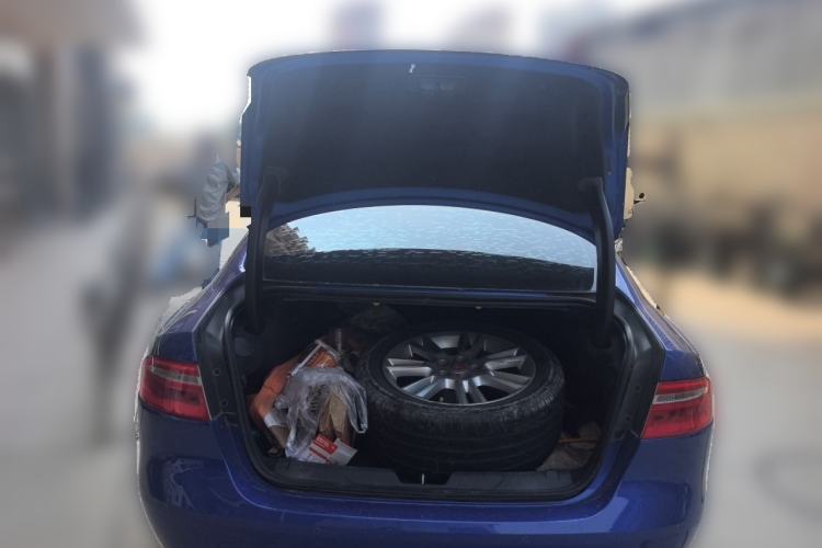 Used Jaguar XEL 2018 2.0T 200 PS Elite Edition Trunk