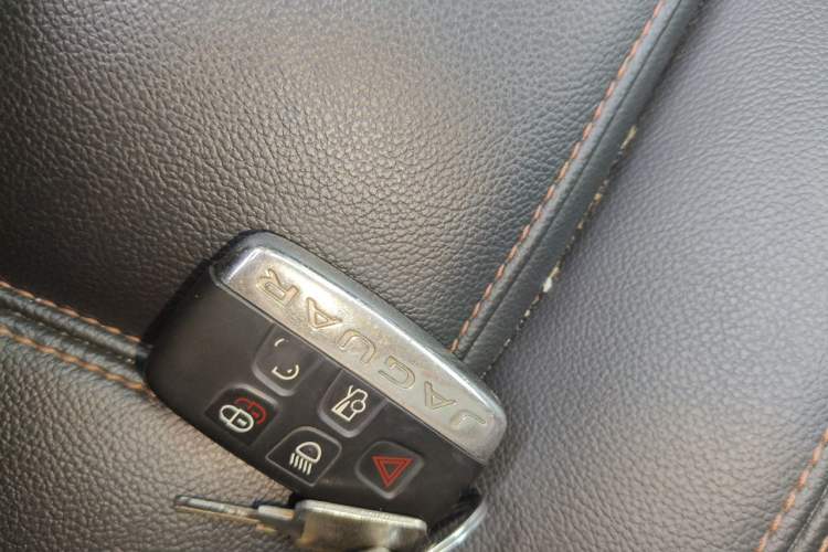 Used Jaguar XEL 2018 2.0T 200 PS Premium Edition Vehicle Key