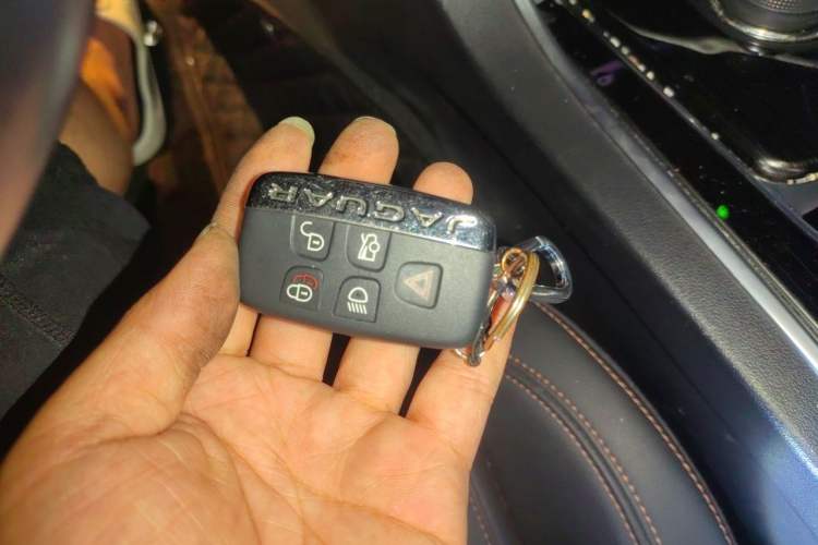 Used Jaguar XEL 2018 2.0T 200 PS Premium Edition Vehicle Key