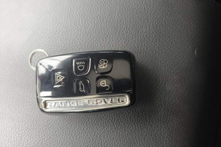 Used Jaguar XEL 2018 2.0T 200 PS Elite Edition Vehicle Key