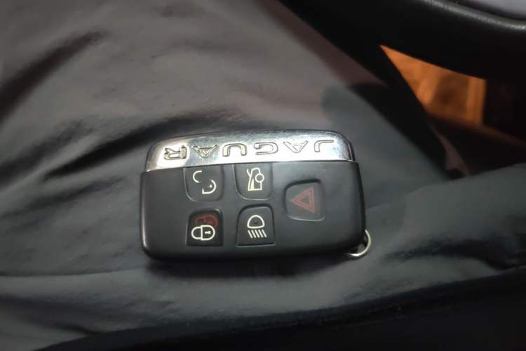 Used Jaguar XEL 2018 2.0T 200 PS Premium Edition Vehicle Key