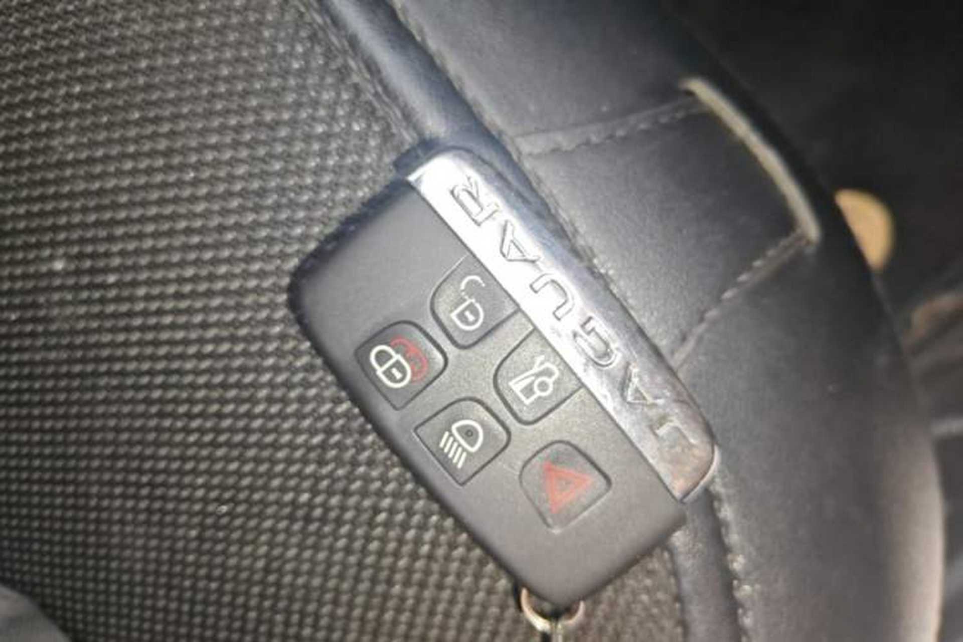 Used Jaguar XEL 2018 2.0T 200 PS Premium Edition Vehicle Key