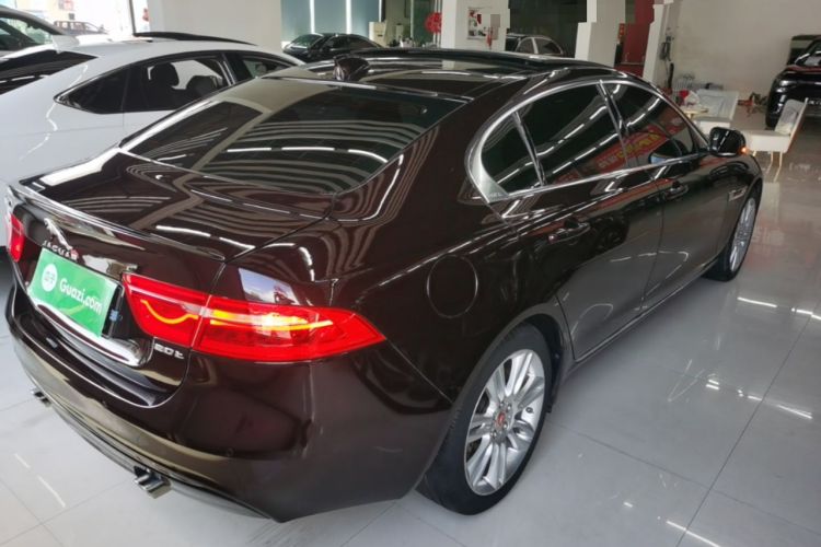 Used Jaguar XEL 2018 2.0T 200 PS Premium Edition Rear Right 45 Deg
