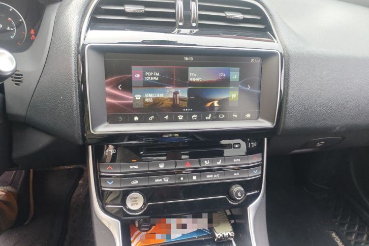 Used Jaguar XEL 2018 2.0T 200 PS First-Edition Limited Edition Audio And AC Panel