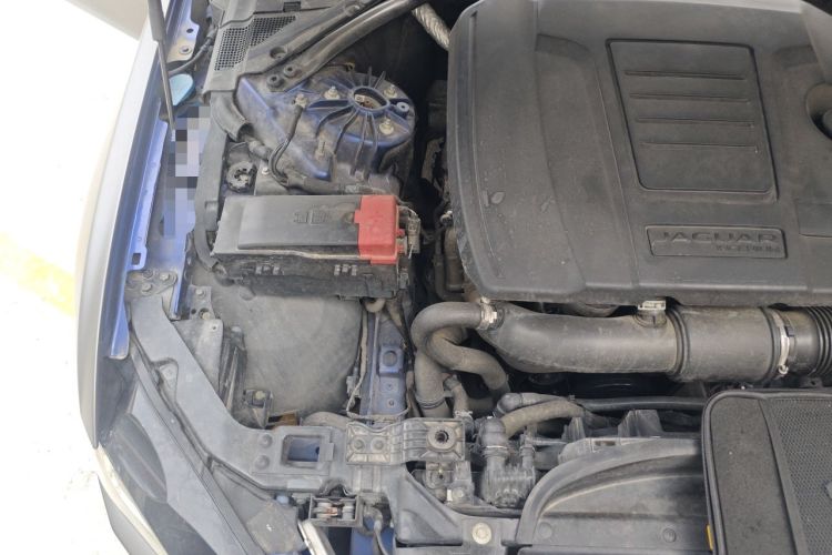 Used Jaguar XEL 2018 2.0T 200 PS First-Edition Limited Edition Engine Bay Right