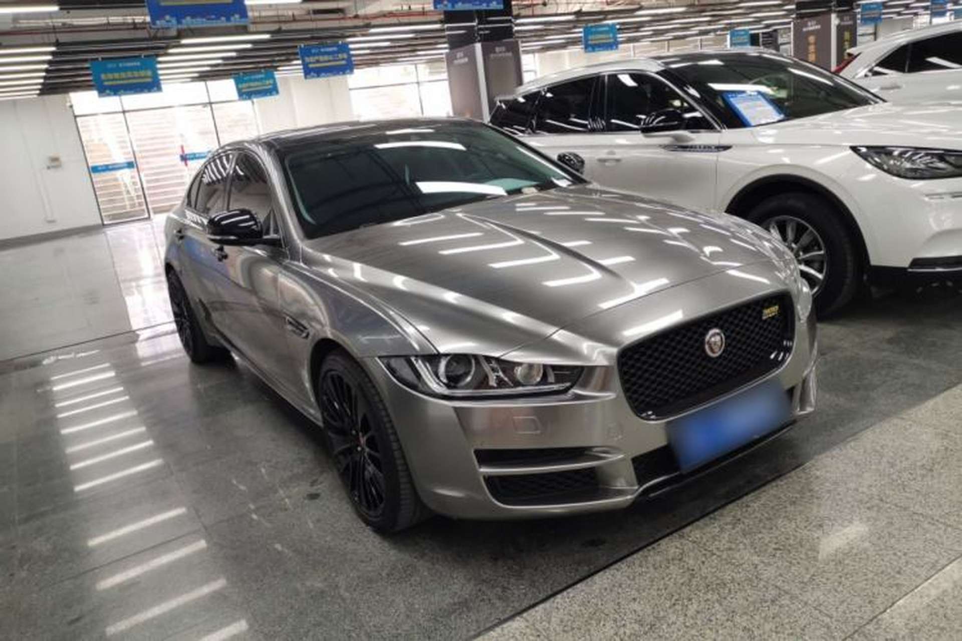 Used Jaguar XEL 2018 2.0T 250 PS Premium Edition Exterior 2