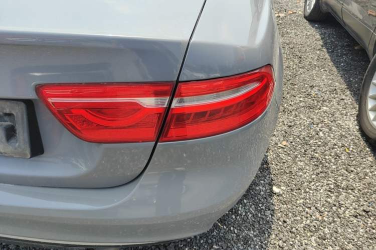 Used Jaguar XEL 2018 2.0T 200 PS Luxury Edition Exterior 3