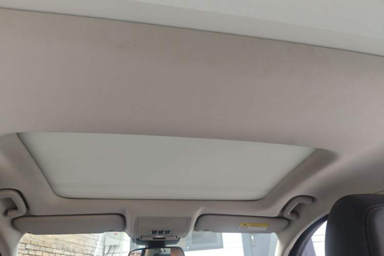 Used Jaguar XEL 2018 2.0T 200 PS First-Edition Limited Edition Headliner