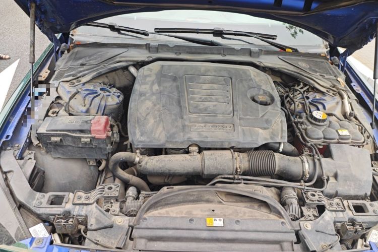 Used Jaguar XEL 2018 2.0T 250 PS Premium Edition Engine Bay