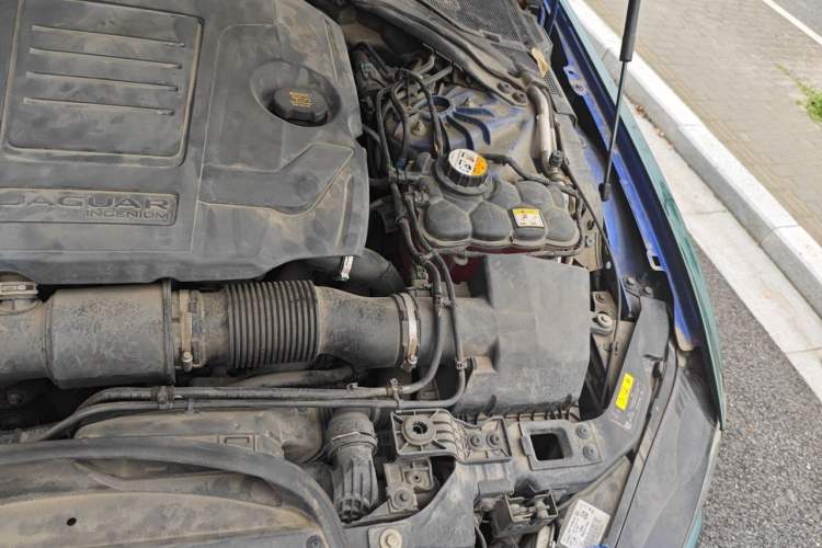 Used Jaguar XEL 2018 2.0T 250 PS Premium Edition Engine Bay Left