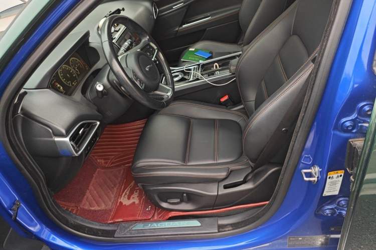Used Jaguar XEL 2018 2.0T 250 PS Premium Edition Left Front Seat
