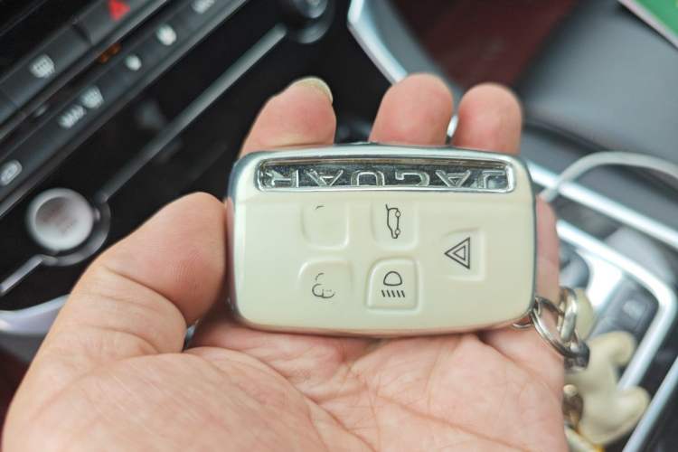 Used Jaguar XEL 2018 2.0T 250 PS Premium Edition Vehicle Key