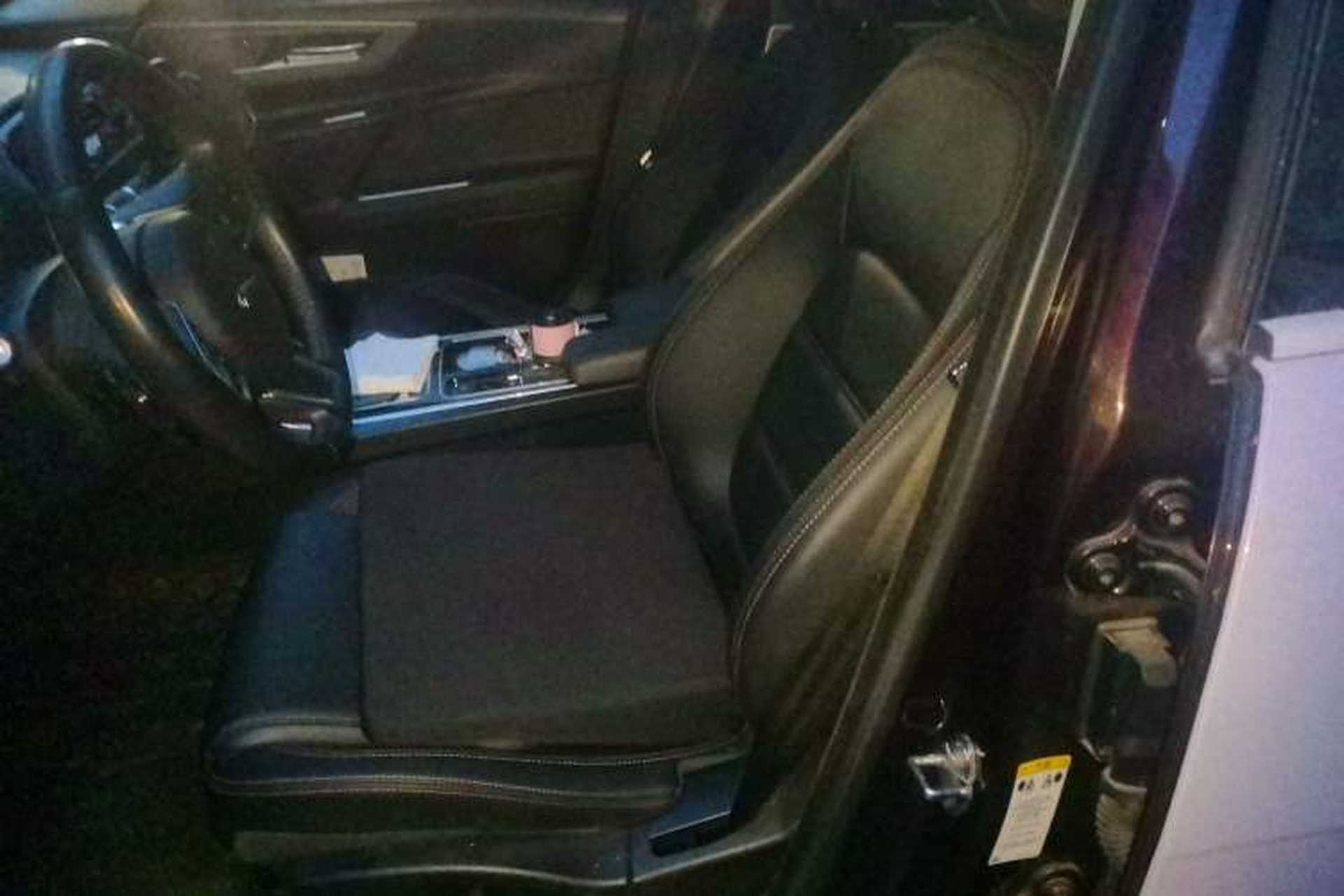 Used Jaguar XEL 2018 2.0T 200 PS Premium Edition Left Front Seat