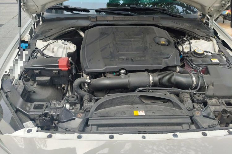 Used Jaguar XEL 2018 2.0T 200 PS Premium Edition Engine Bay