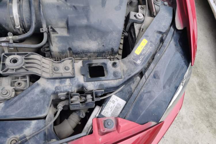 Used Jaguar XEL 2018 2.0T 200 PS Premium Edition Engine Bay Left