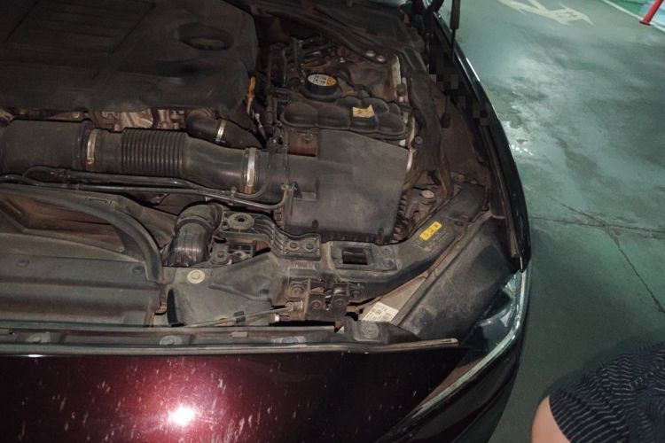 Used Jaguar XEL 2018 2.0T 200 PS Luxury Edition Engine Bay Left