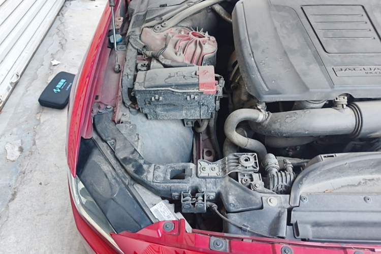 Used Jaguar XEL 2018 2.0T 200 PS Premium Edition Engine Bay Right
