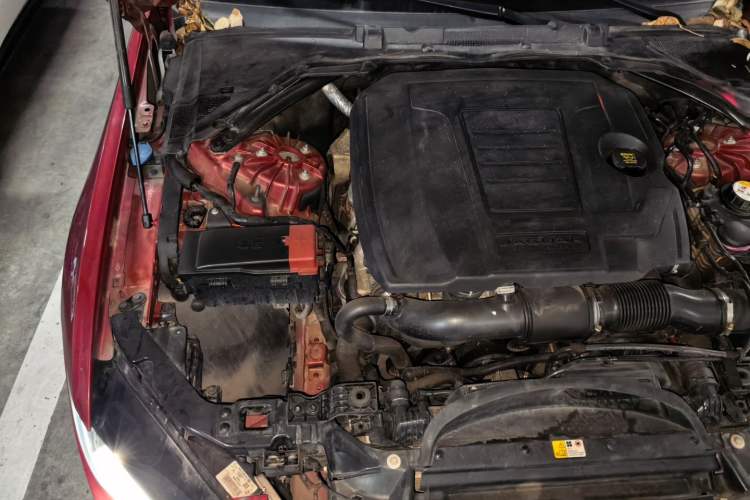 Used Jaguar XEL 2018 2.0T 200 PS Premium Edition Engine Bay Right