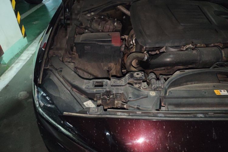 Used Jaguar XEL 2018 2.0T 200 PS Luxury Edition Engine Bay Right
